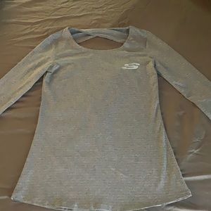 Athletic wear long sleeves